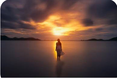 🌙 Navigating the Quiet Grief on a Healing Journey